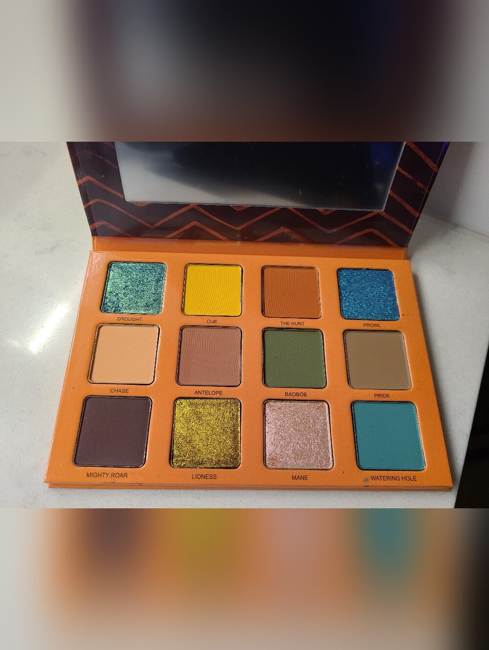 Managerie KILLER PURR Eyeshadow Palette